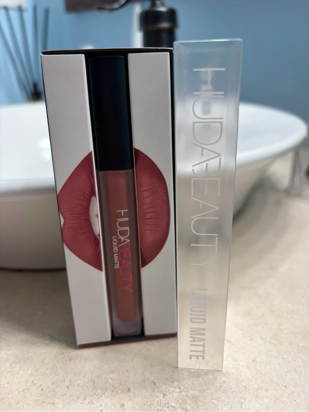 HUDA BEAUTY Liquid Matte Lipstick - Shade Sweet Talker